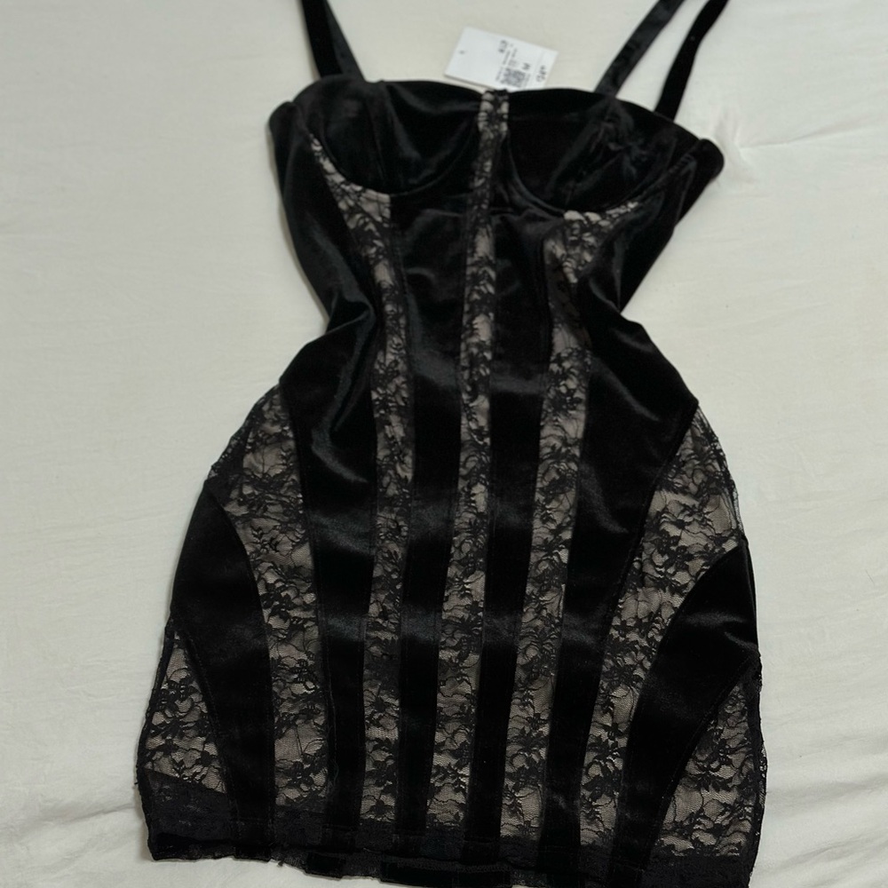 Forever 21 Black and Cream Lace Mini Dress